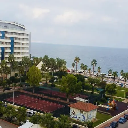 아파트 Konyaalti Beach *