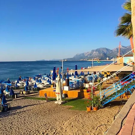 아파트 Konyaalti Beach *